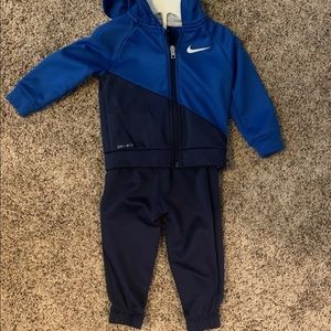 Boys Nike set size 18mo